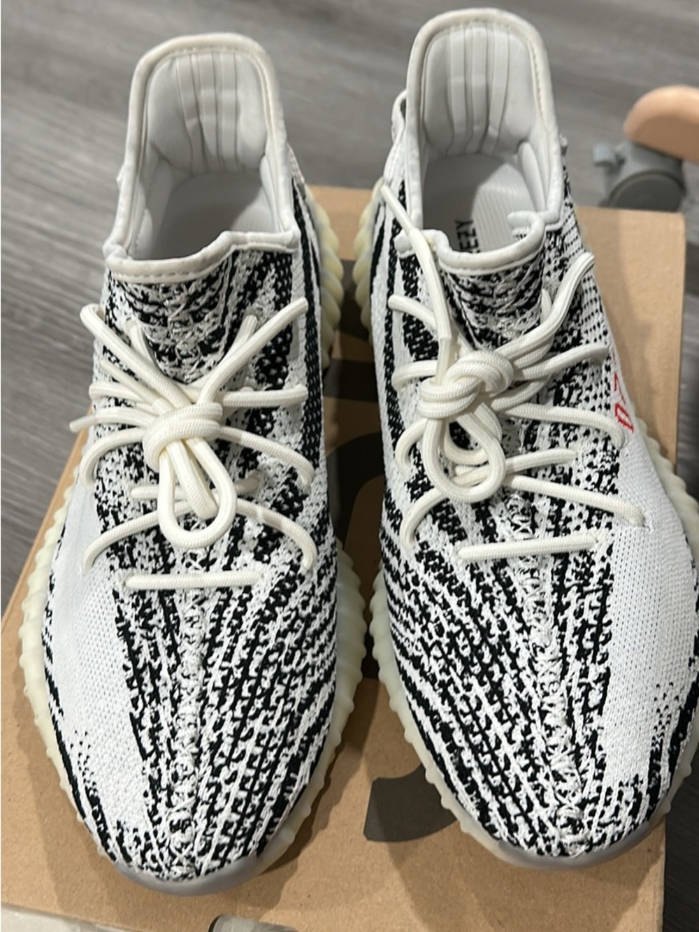 adidas Yeezy Boost 350 V2 White & Black Knit Sneakers (Zebra)